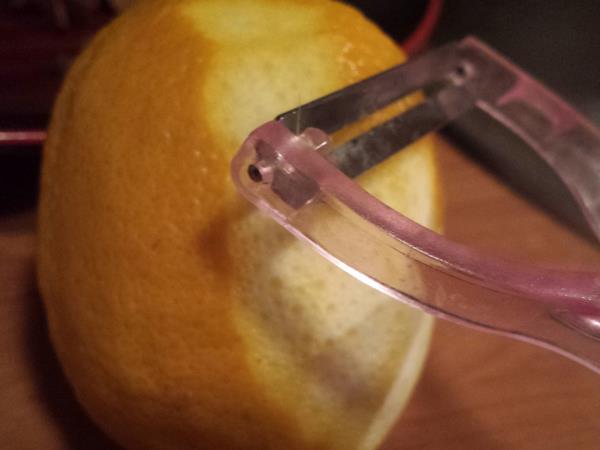 Osvežilna solata iz breskev